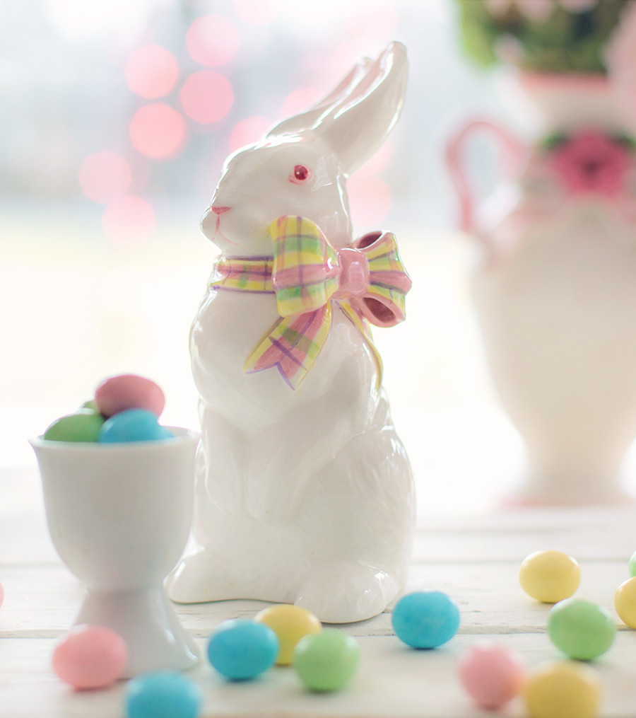 Easter Home Decor
 Easter Home Decor Ideas Hadley Court Interior Design Blog