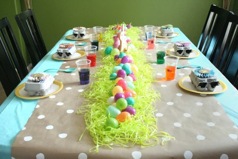 Easter Party Decorations
 Simple and Sweet DIY Easter Party Decorations on Love the Day
