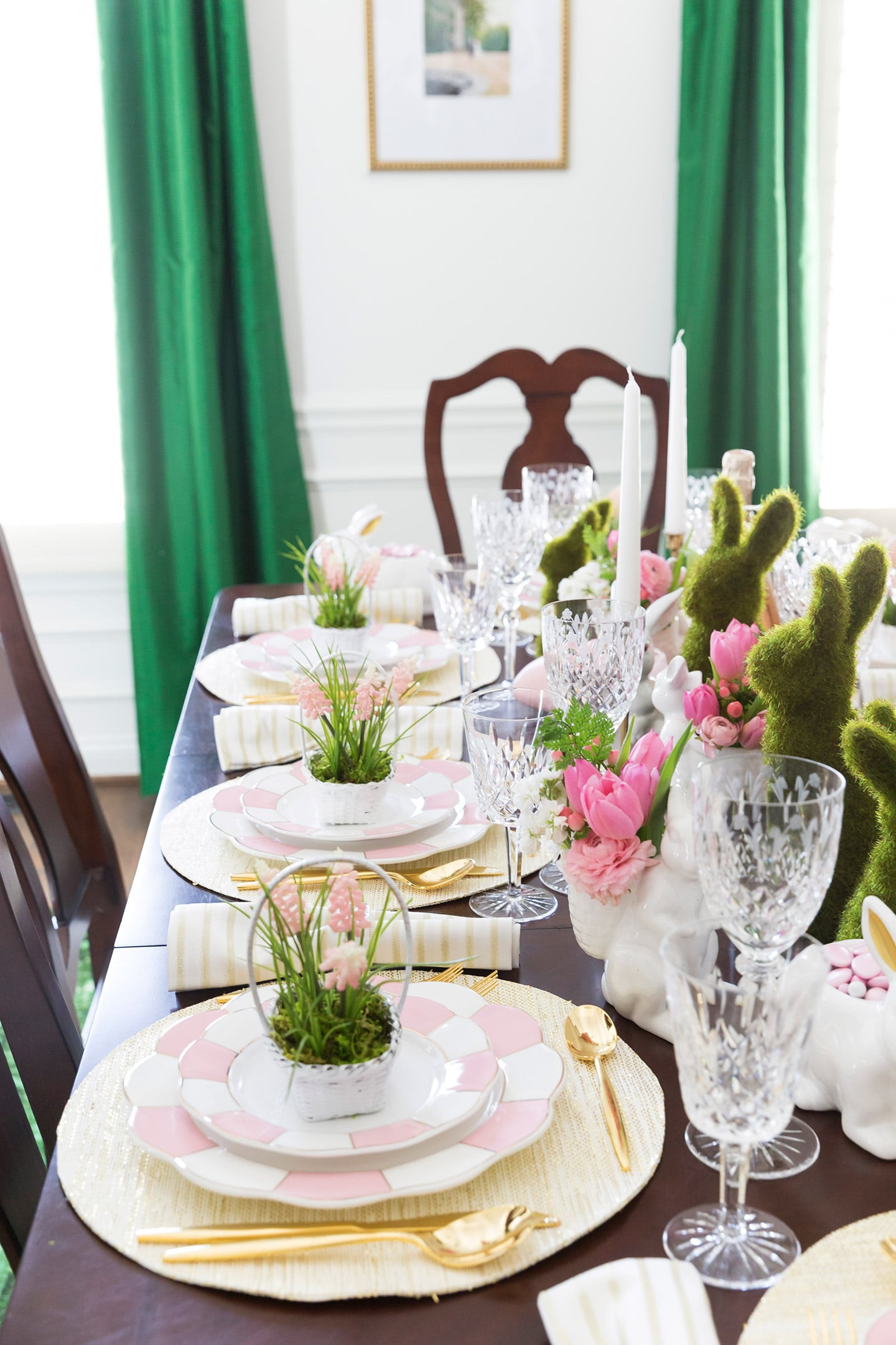 Easter Table Decor
 Easter Table Decorations & Place Setting Ideas