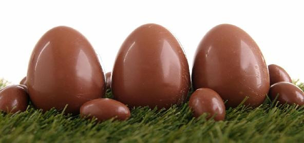 Fruit And Nut Easter Eggs Recipe
 Fruit and Nut Easter Eggs Continental Festive