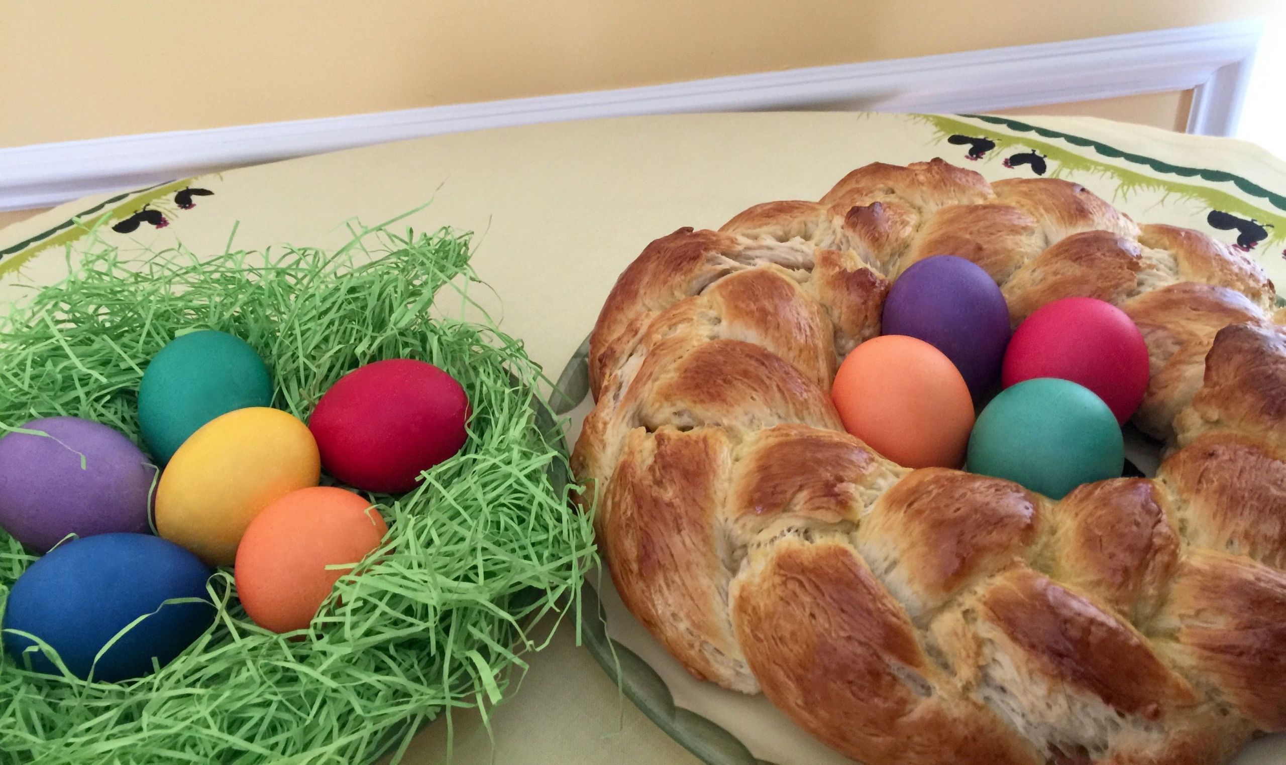 German Easter Food
 Easter Wreath Bread dishes