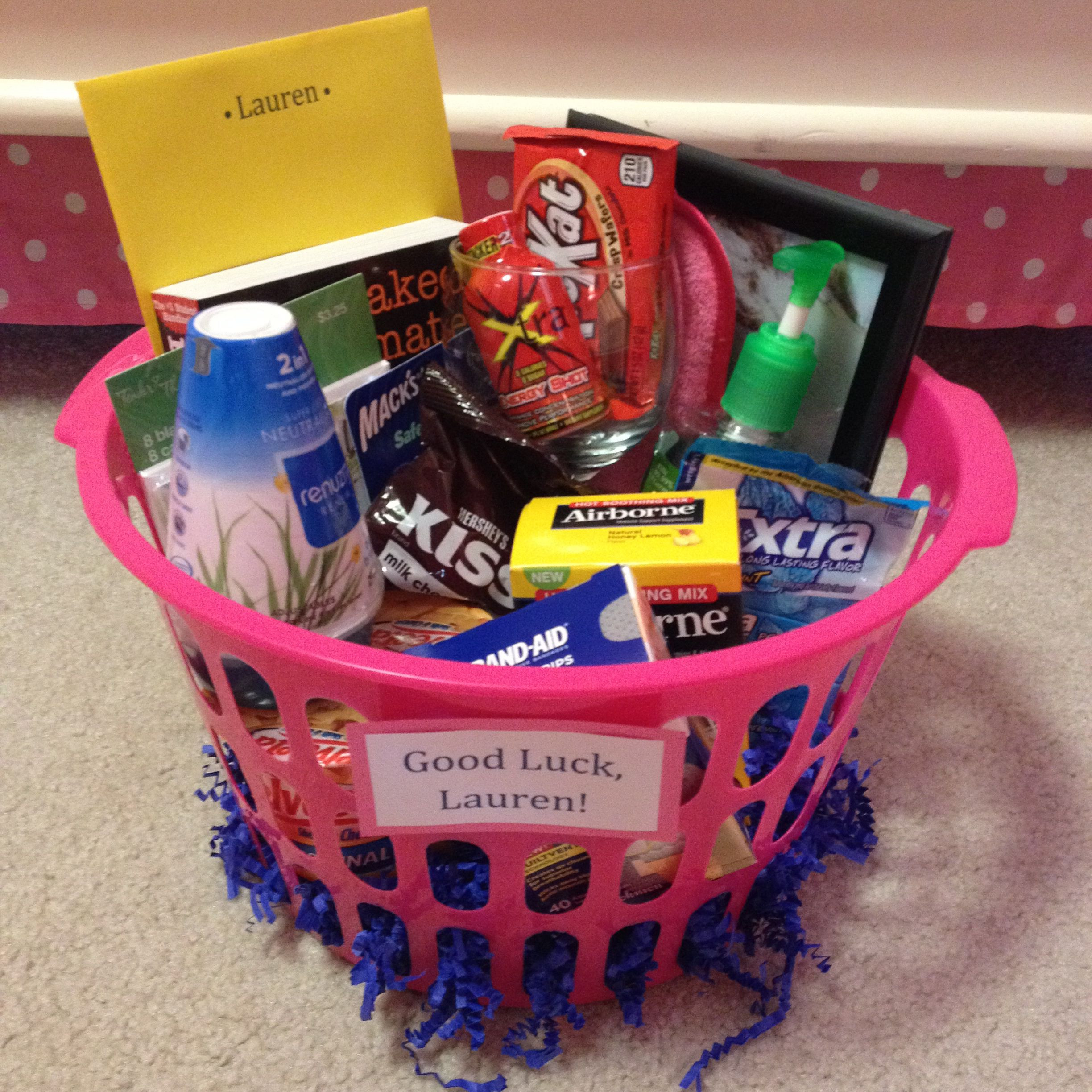 Going Away Gift Ideas For Boyfriend
 Going Away To College Gift Basket For Boyfriend Basket