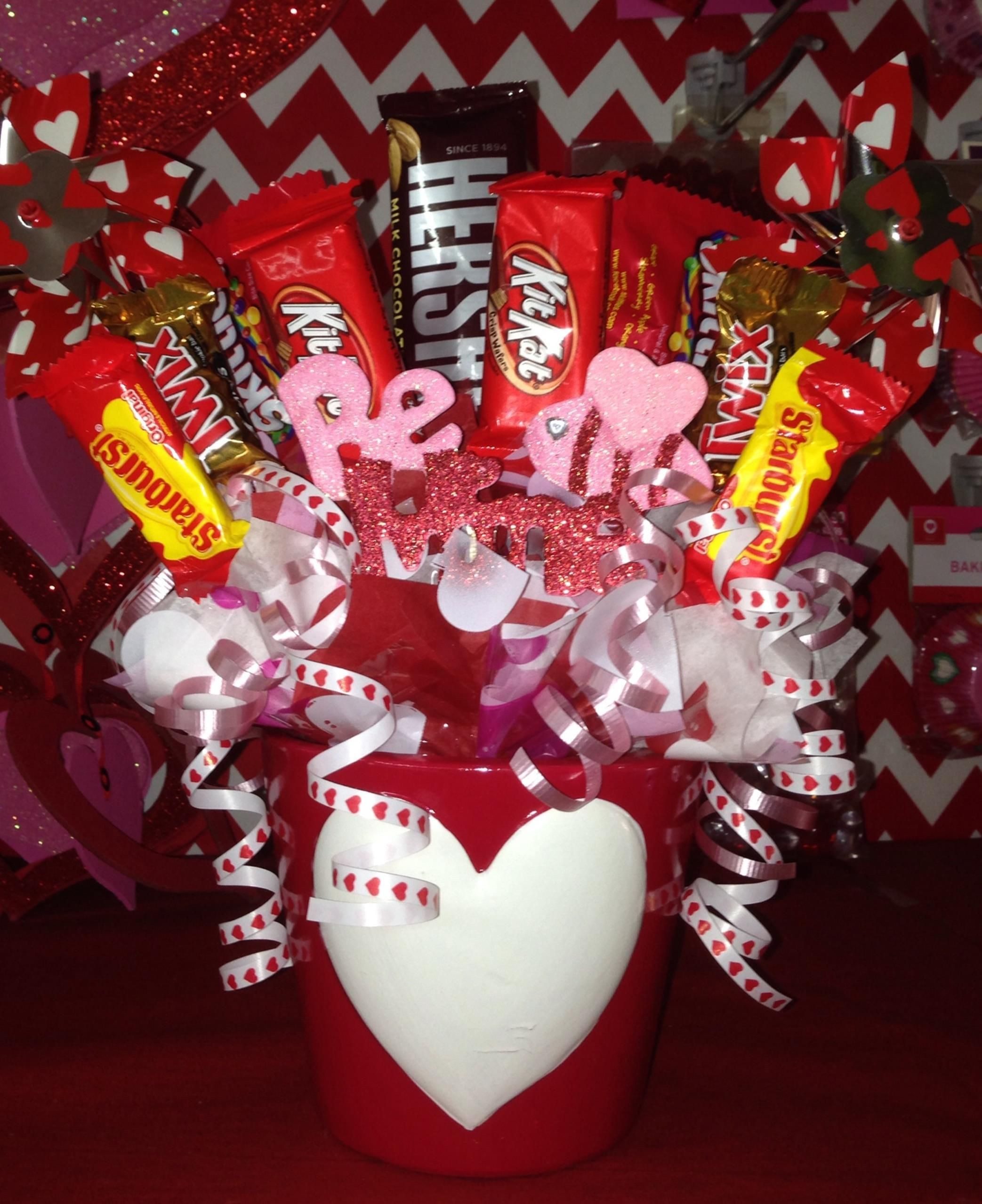 Homemade Valentine Gift Basket Ideas
 Beautiful Valentine Candy Bouquet Ideas ViralDecoration