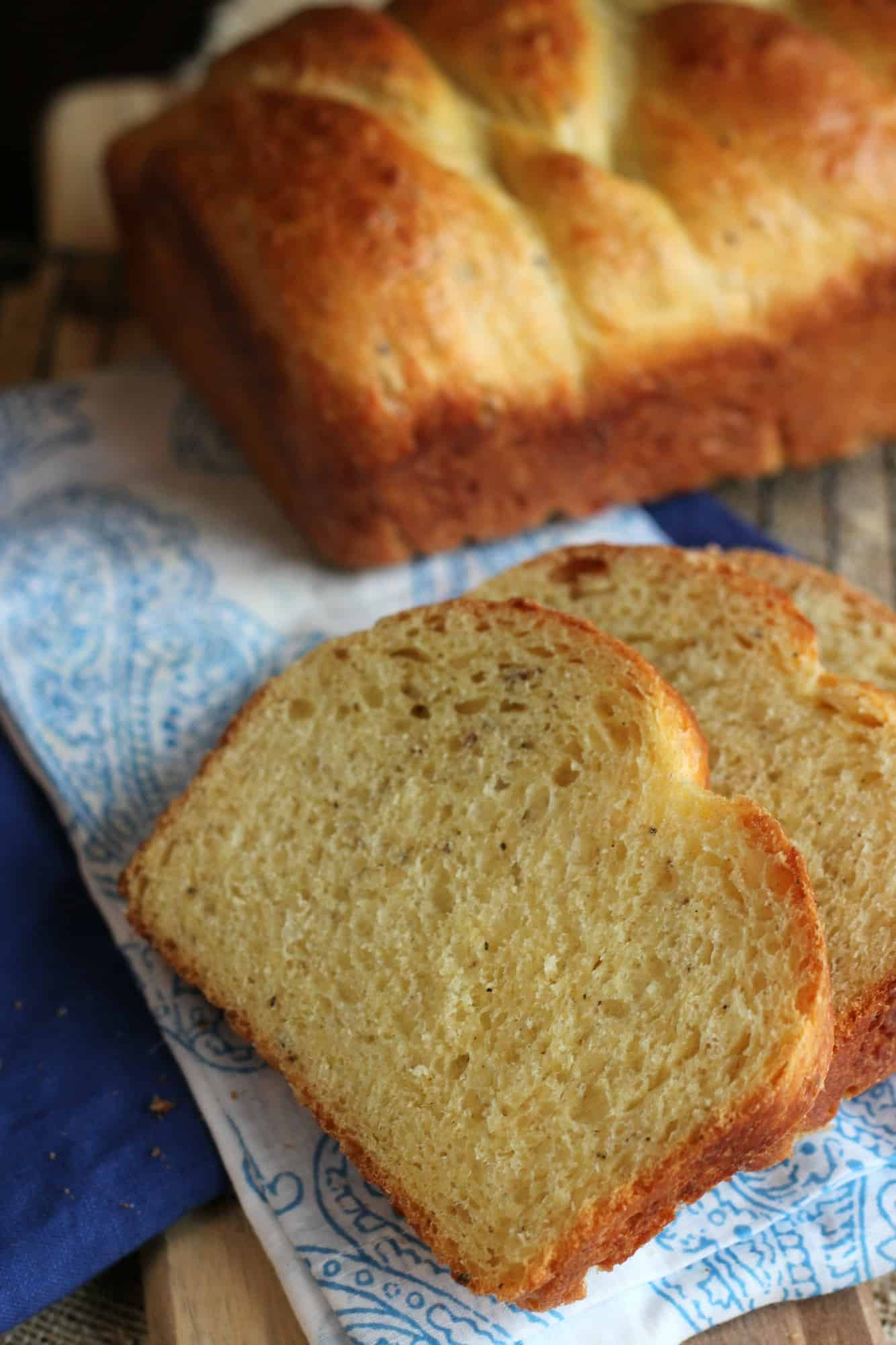 Italian Easter Bread With Meat And Cheese
 Italian Easter Cheese Bread