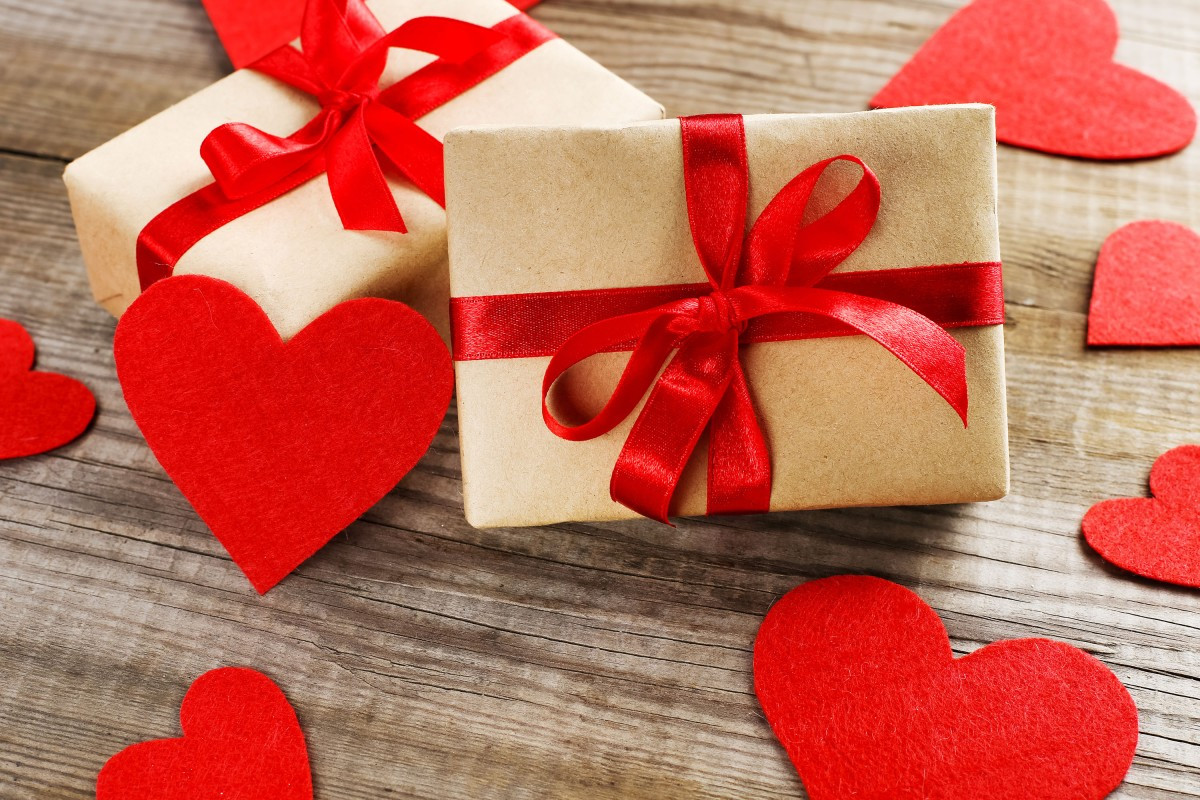 Latest Valentine Gift Ideas
 How the es tackle Valentine’s Day ts