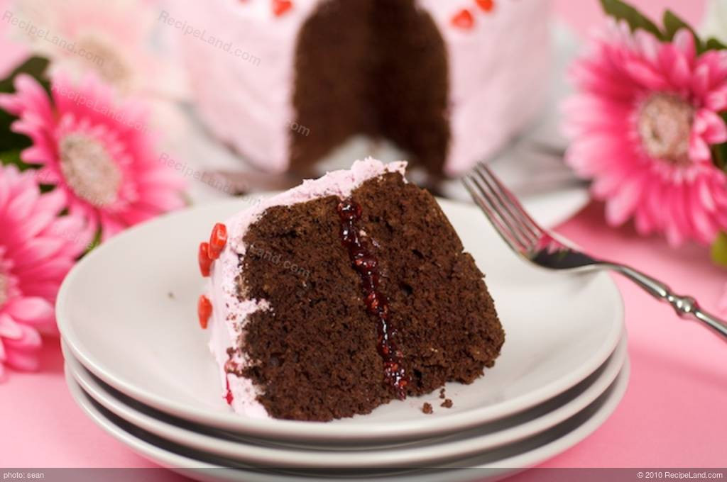 Valentine Cake Recipes
 Fudgey Valentine Cake Recipe