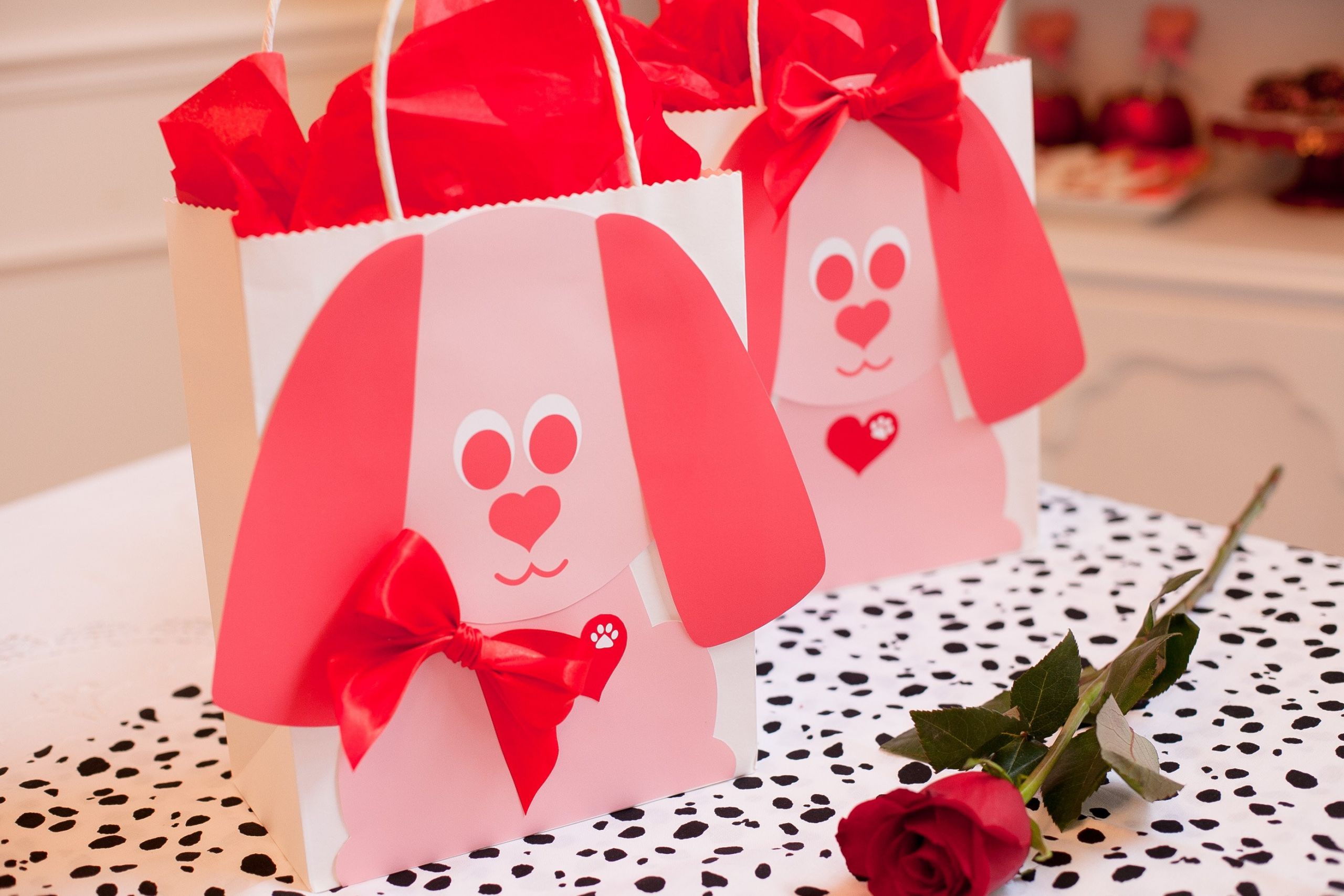 Valentine Gift Bags Ideas
 Valentine s Day "Doggie" Bags for Gift Giving Frog