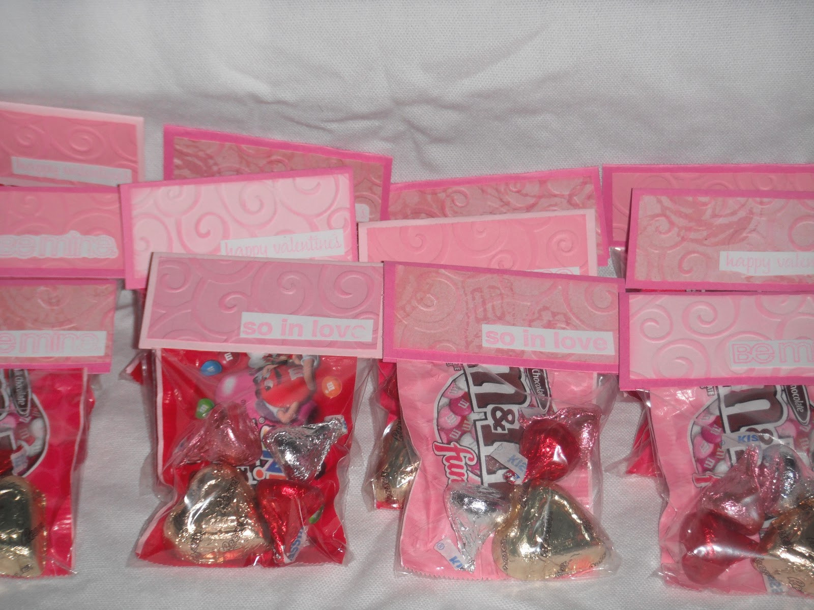 Valentine Gift Bags Ideas
 Creativity with Recycling Valentine s Day goody bags