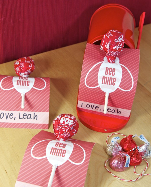 Valentine Gift Ideas For Her Homemade
 25 DIY Valentine s Gifts For Friends To Try This Season