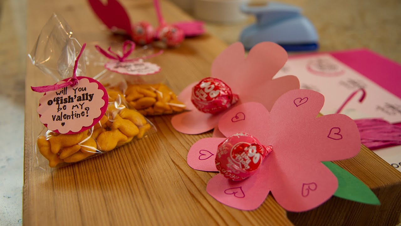 Valentine School Gift Ideas
 DIY School Valentine Cards for Classmates and Teachers