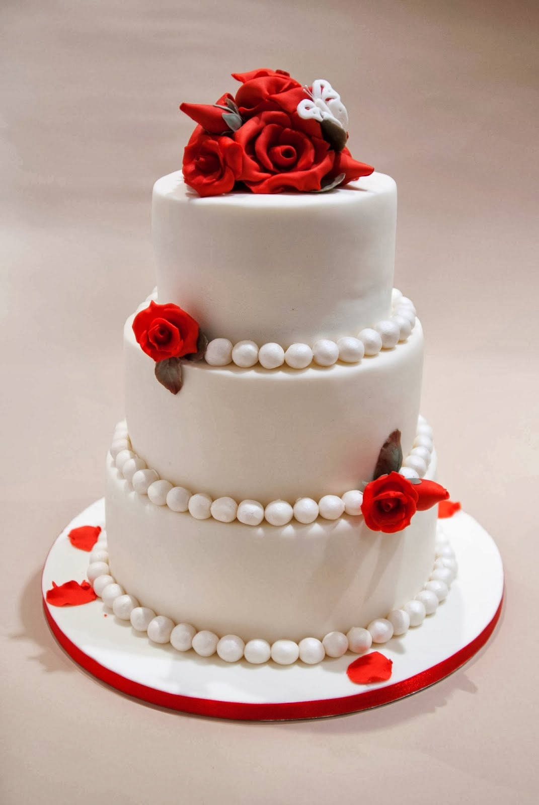 Valentine Wedding Cakes
 Memorable Wedding Valentines Wedding Theme