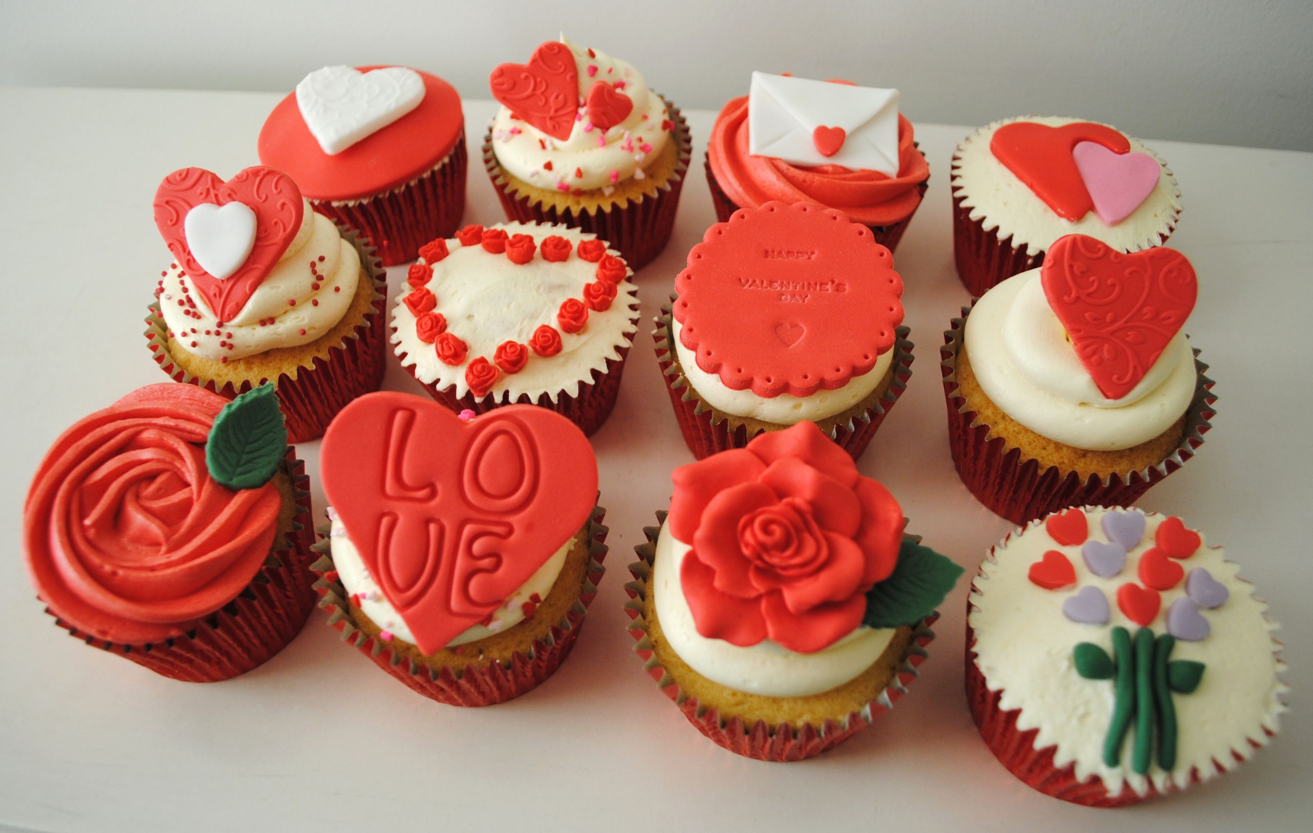 Valentine'S Day Cupcakes
 Valentines day boxsets and t ideas