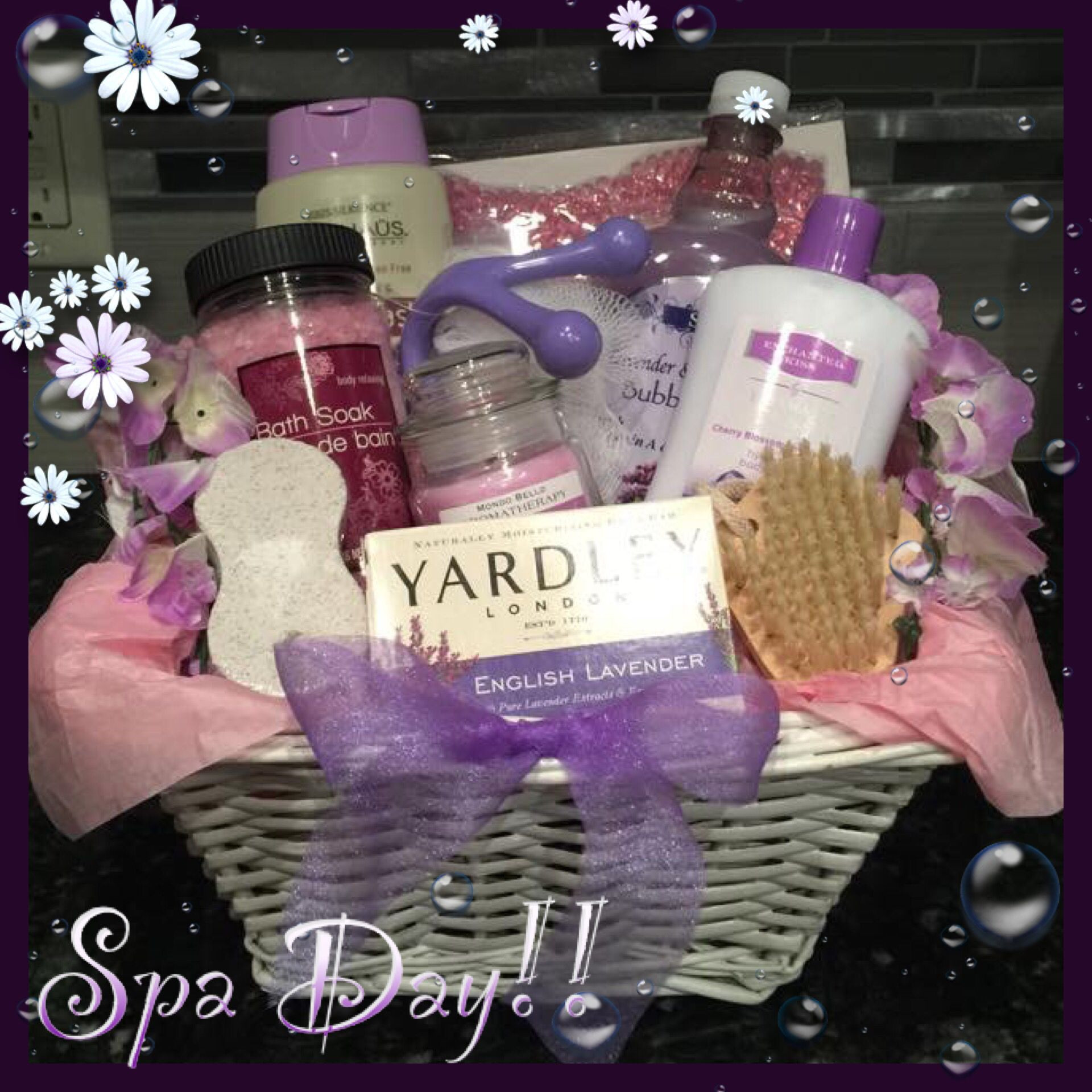 Valentine'S Day Gift Ideas For Mom
 Spa t basket for her Pamper any lady on her birthday