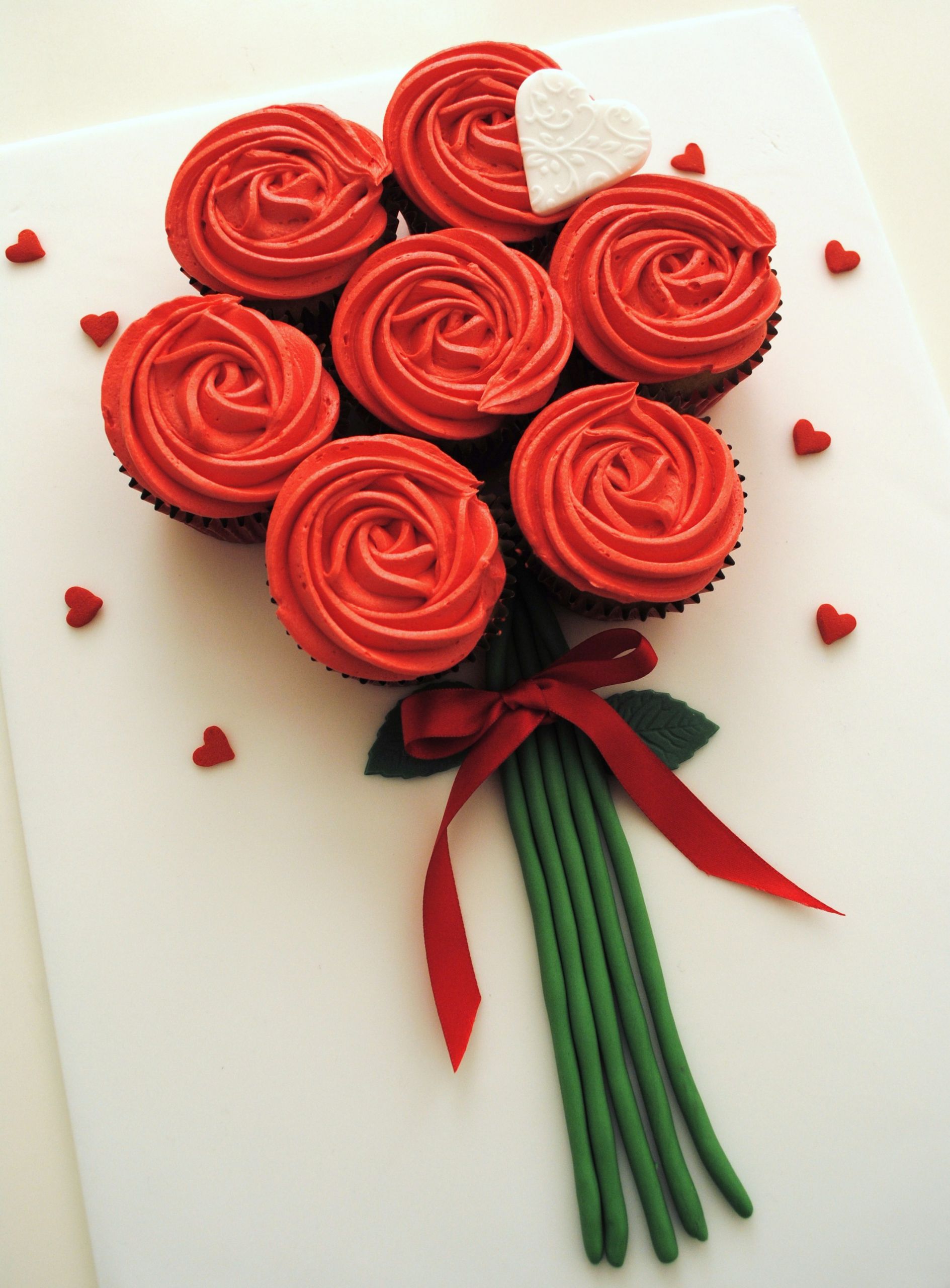 Valentines Day Cakes And Cupcakes
 Valentines day boxsets and t ideas
