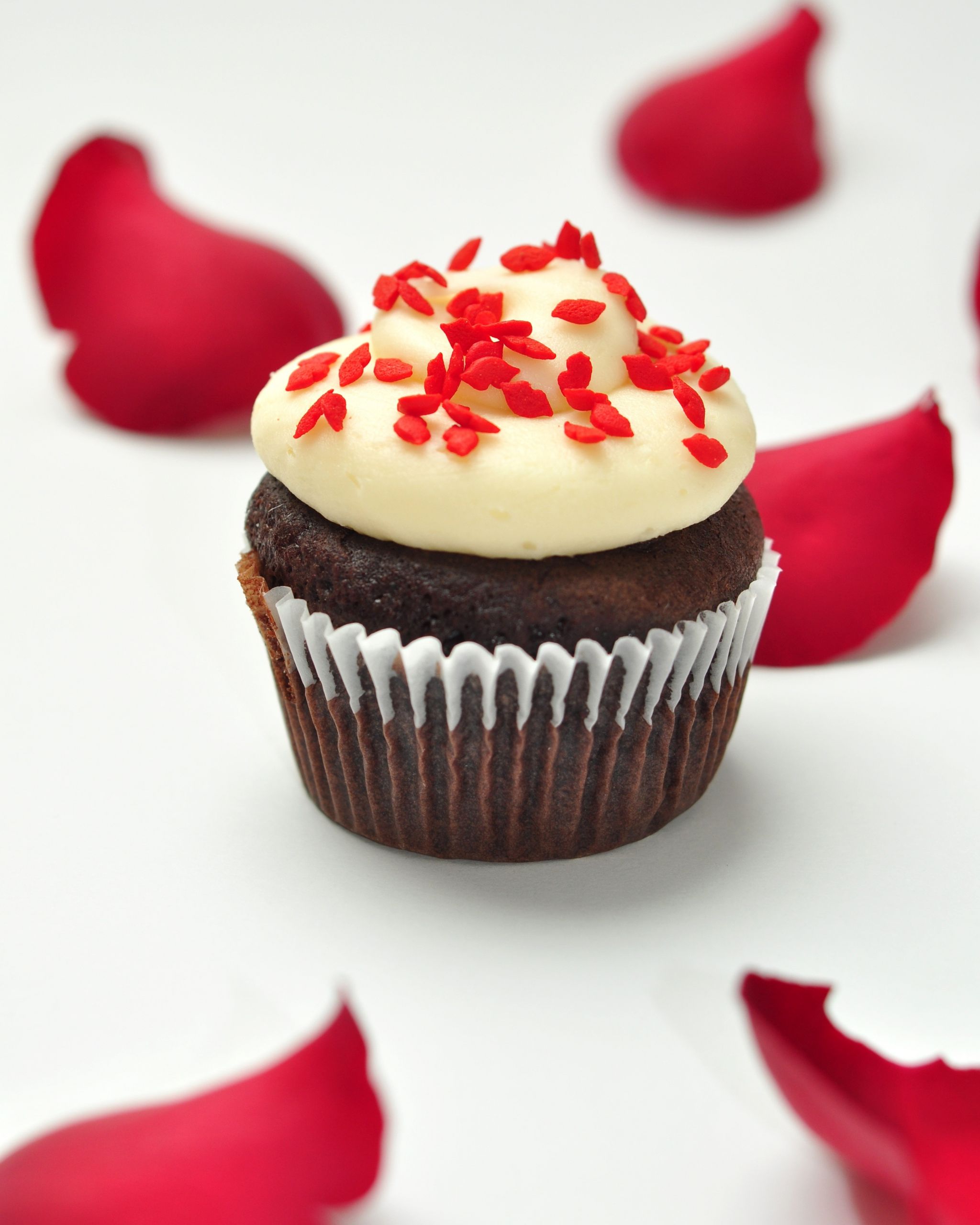 Valentines Day Cakes and Cupcakes Beautiful Valentines Day Cakes Cupcakes Mumbai 1 Cakes and