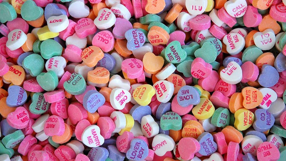 Valentines Day Candy Bulk
 5 Valentine s Day t ideas that aren t cliché