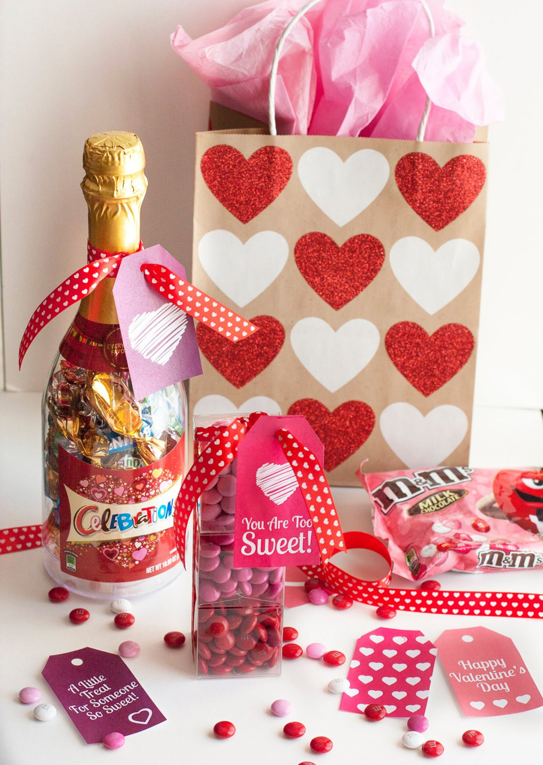 Valentines Day Candy Gift
 DIY Valentine s Day Gift Mini Candy Boxes & Printable