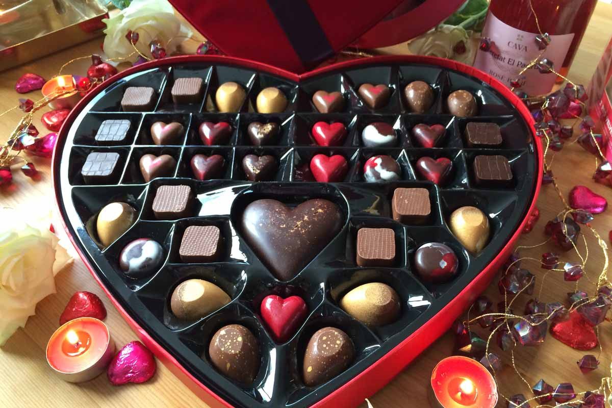 Valentines Day Candy Gift
 6 Great Valentine s Day Gift Ideas M&S Pikalily Food