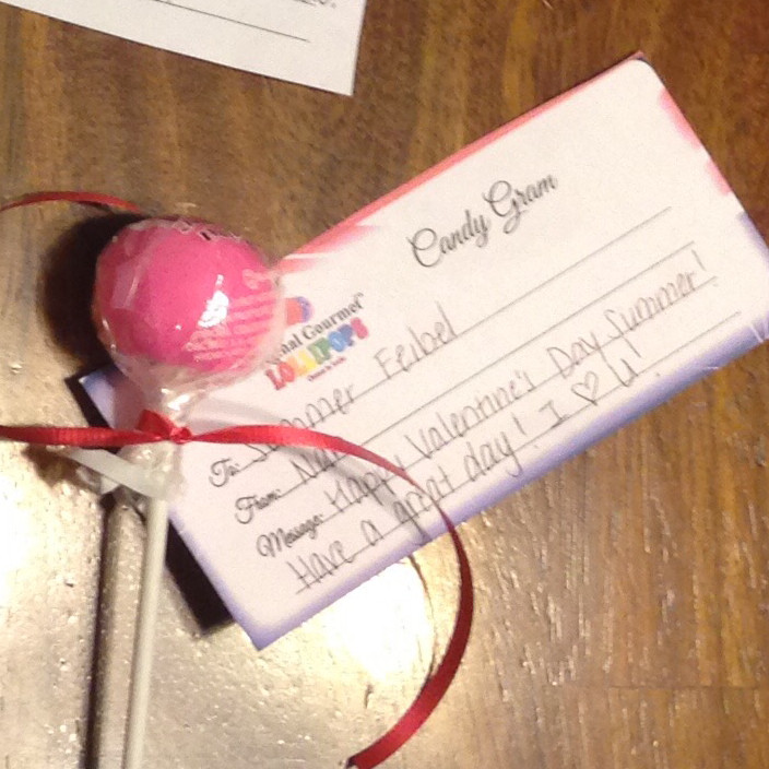 Valentines Day Candy Gram Ideas
 Candy Grams are a great Valentine Fundraiser for your