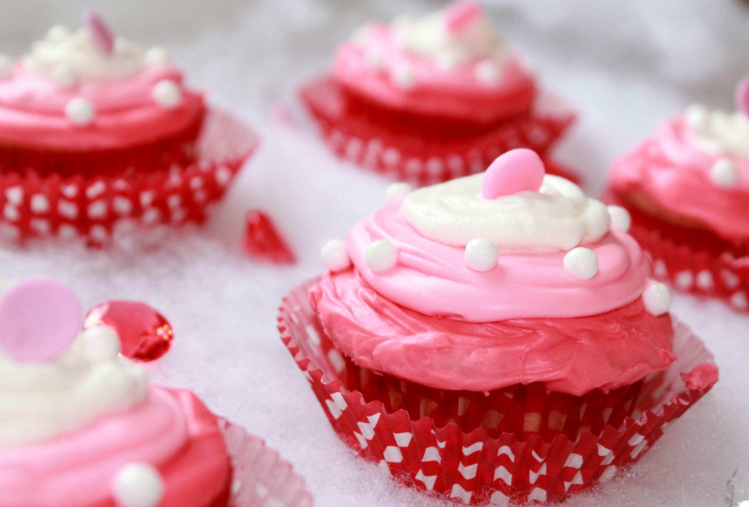 Valentines Day Cupcakes
 Easy Valentines Day Hugs & Kisses Cupcakes Recipe Simply