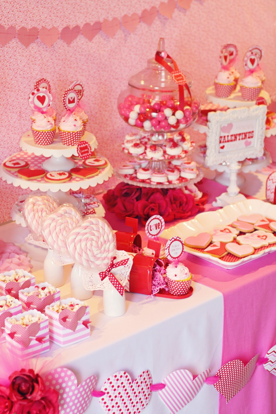 Valentines Day Party Idea
 Amanda s Parties To Go Valentines Party Table Ideas
